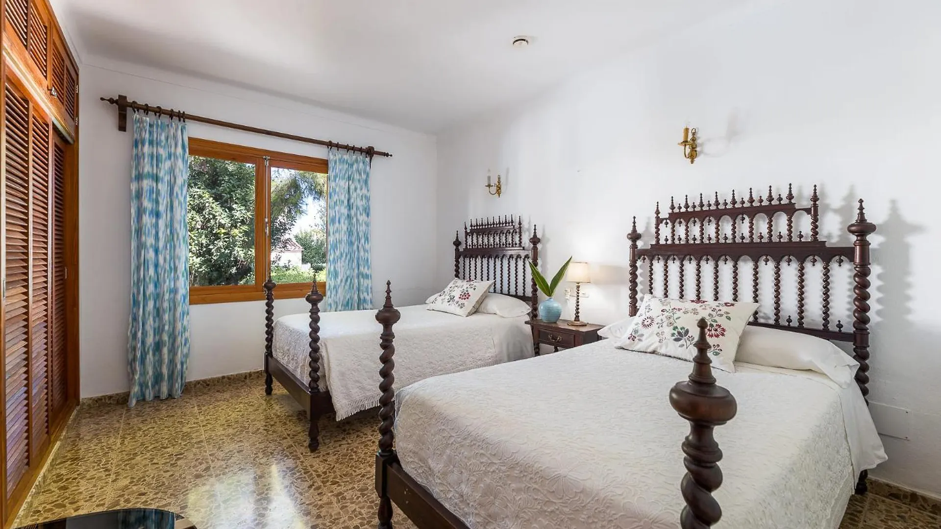 Can Gomila, Beautiful And Quiet Traditional Mallorquin House Cielo de Bonaire 0*,  Ισπανία